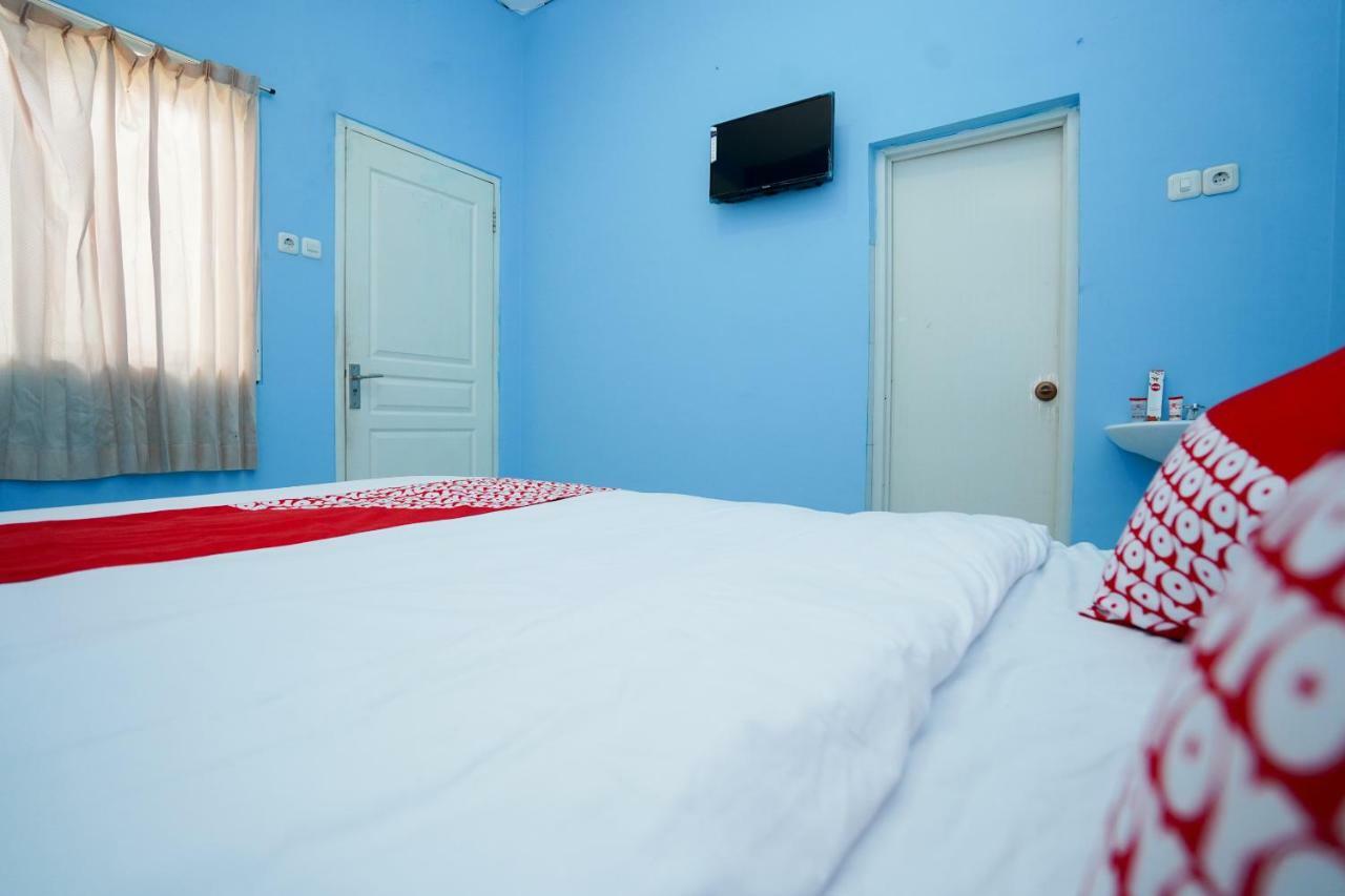 Oyo 1316 Mentari Family Homestay Probolinggo Exterior photo