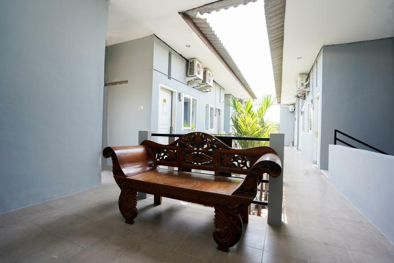 Oyo 1316 Mentari Family Homestay Probolinggo Exterior photo