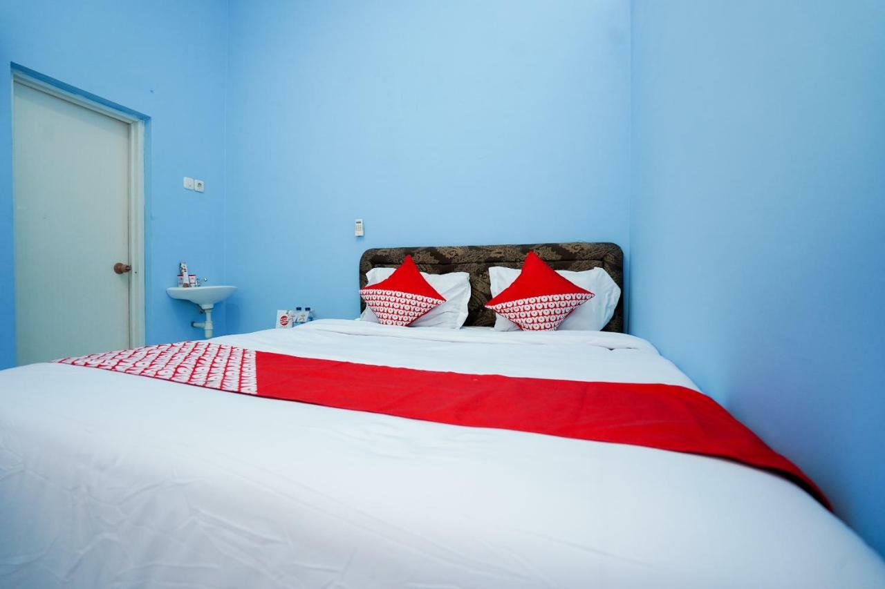 Oyo 1316 Mentari Family Homestay Probolinggo Exterior photo